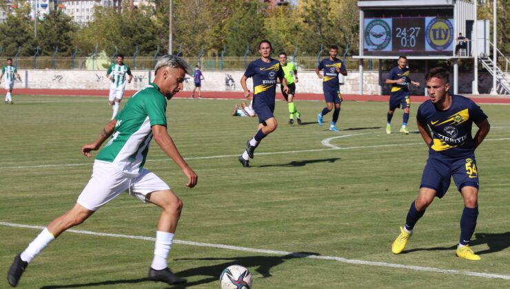 Tarsus 1 puanla başladı: 0-0