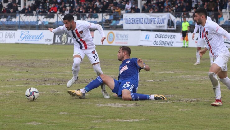 Lideri ‘Şeytan’ çarptı: 1-2