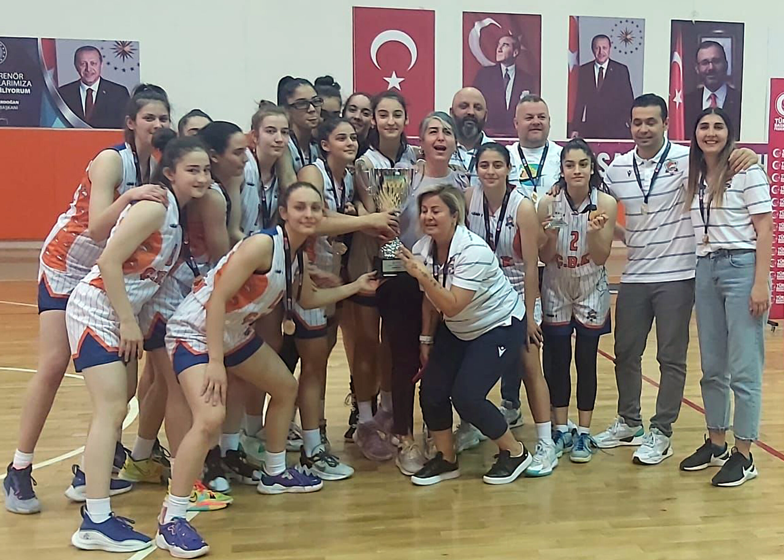 Çukurova U16 Takımı Türkiye Şampiyonu!