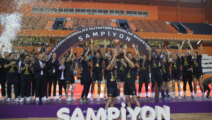 Şampiyon Fenerbahçe!