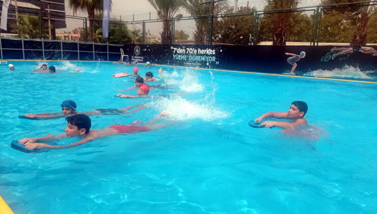 Akdeniz’de ücretsiz yüzme kursları başlıyor